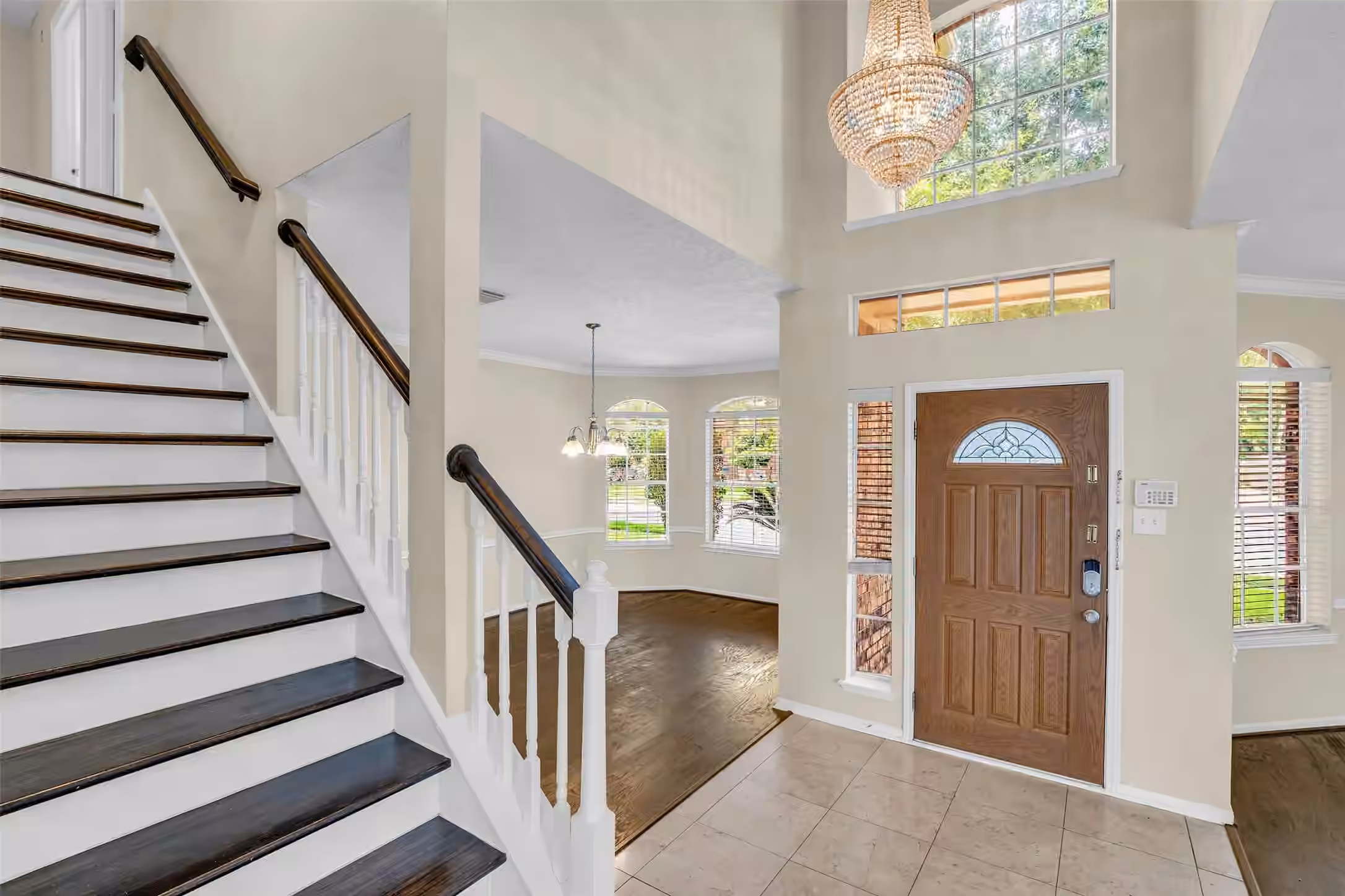 Photo 3 of 12018 Natural Bridges Lane, Sugar Land, TX
