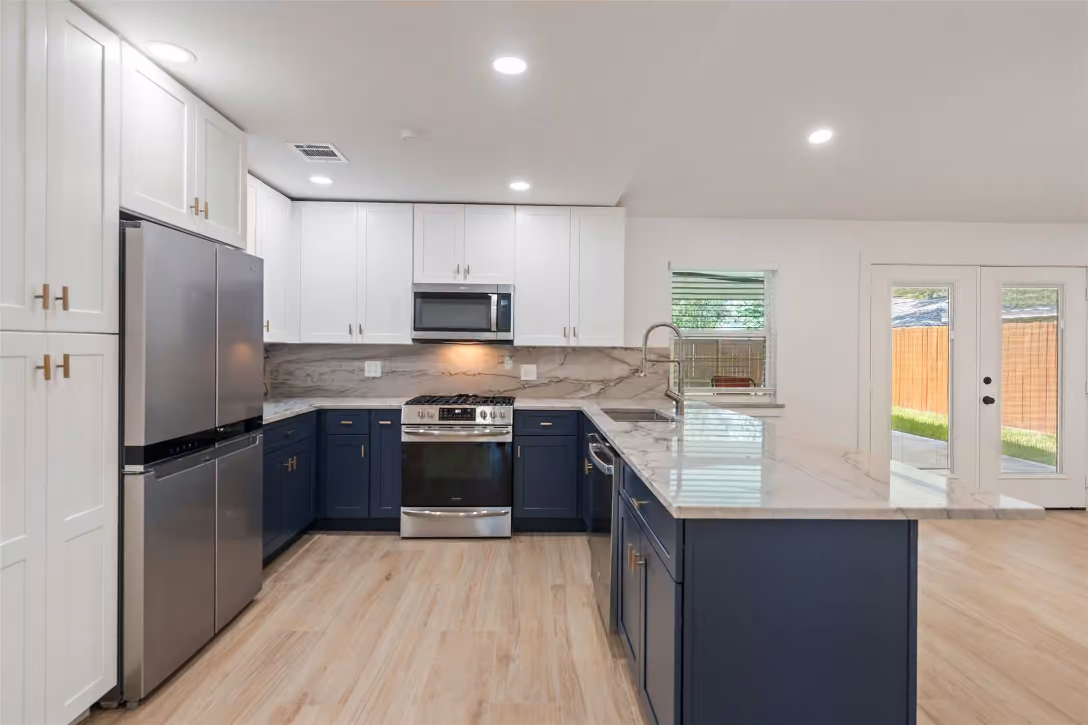 Photo 3 of 9323 Portal Drive, Houston, TX