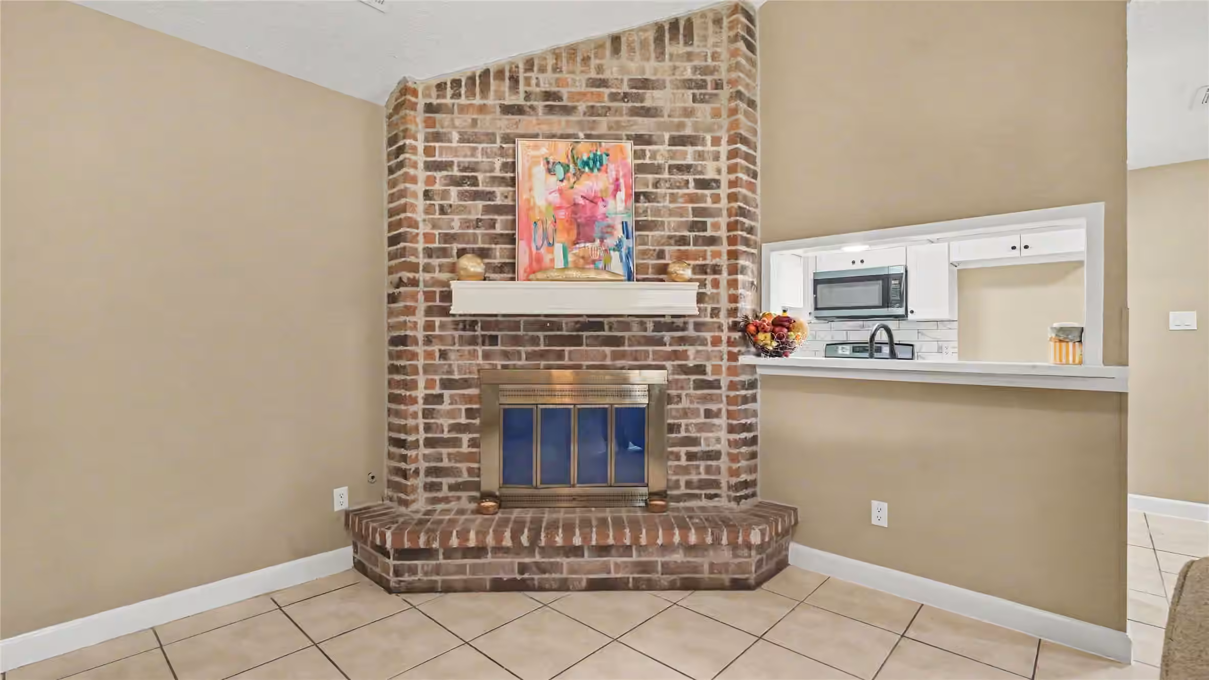 Photo 6 of 4211 Thunder Bay Drive, Pasadena, TX