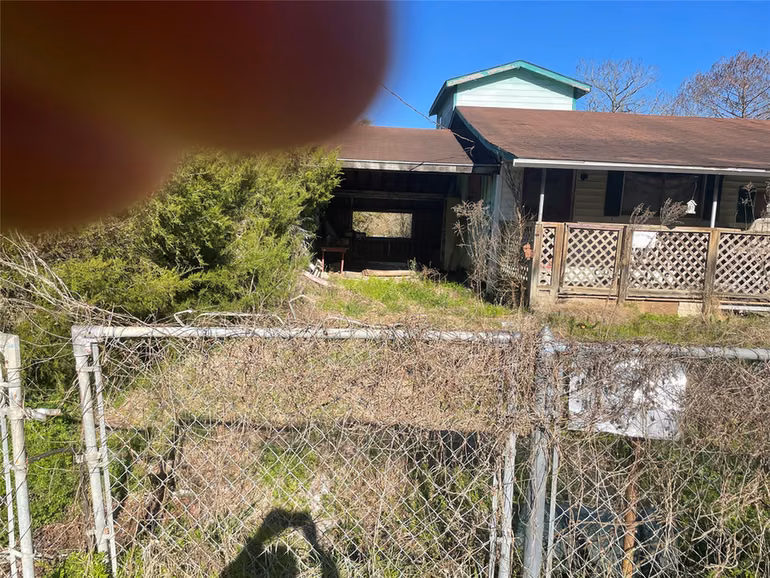 Photo 3 of 113 2901 Road, Cleveland, TX