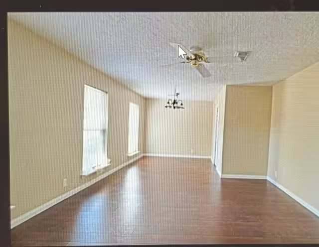 Photo 3 of 20410 Jarratt Square, Humble, TX