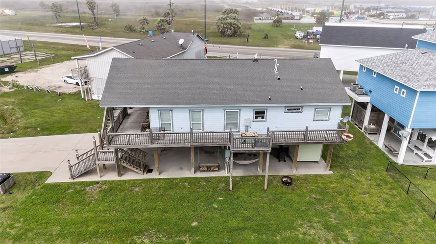 Photo 6 of 994 Nassau Drive, Crystal Beach, TX