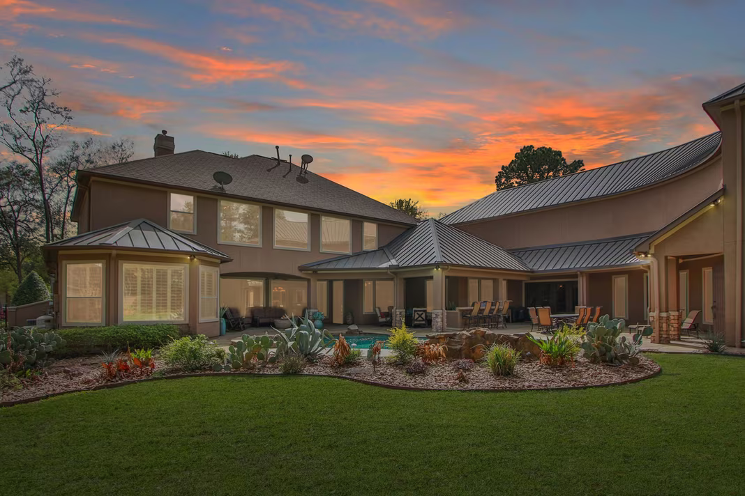Photo of 11910 Waterford Estates Court, Tomball, TX