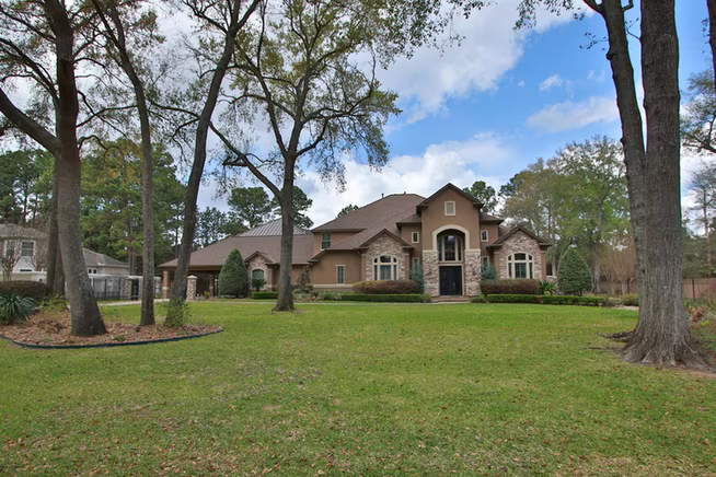 Photo 4 of 11910 Waterford Estates Court, Tomball, TX