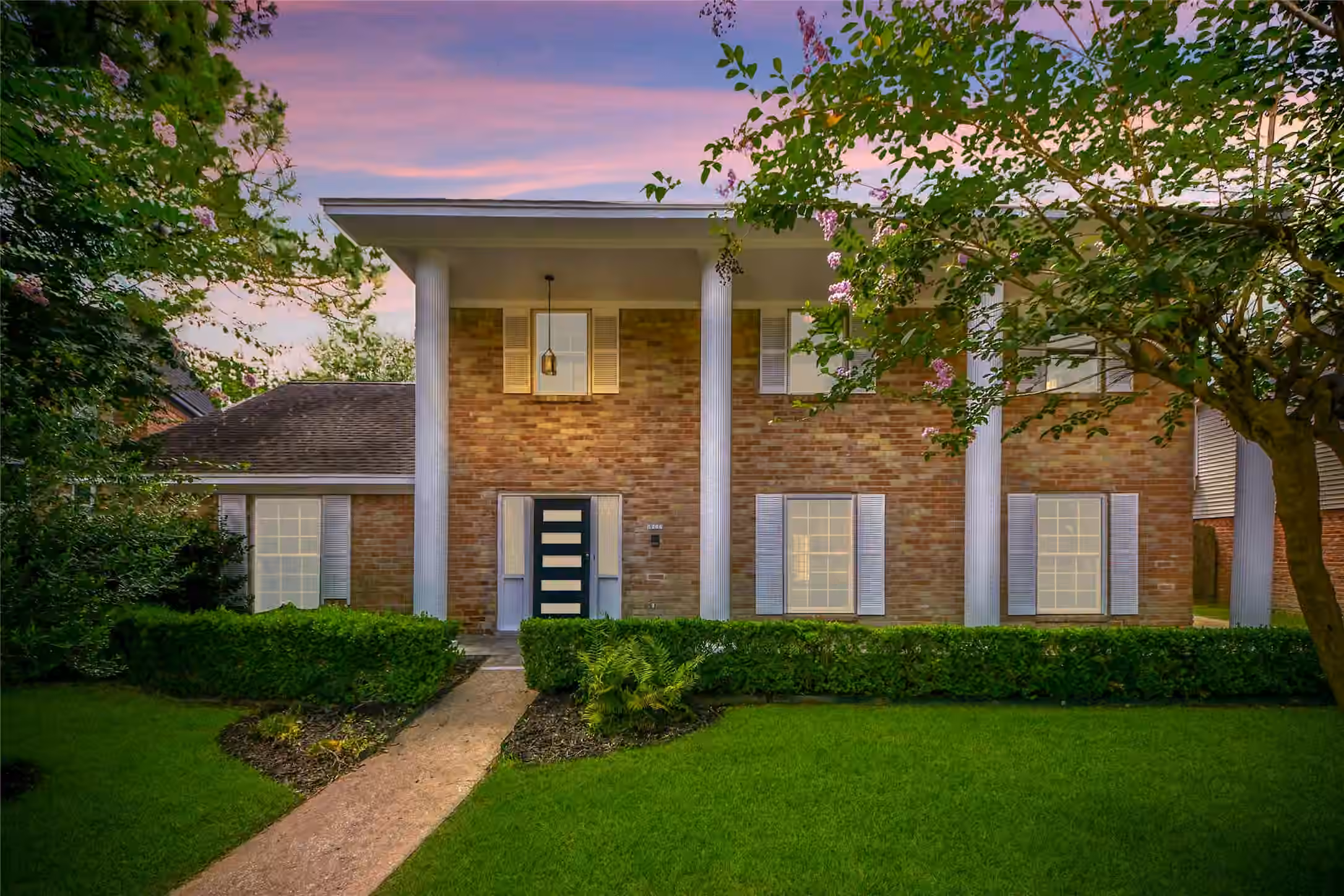 Photo 2 of 1706 Durfey Lane, Katy, TX