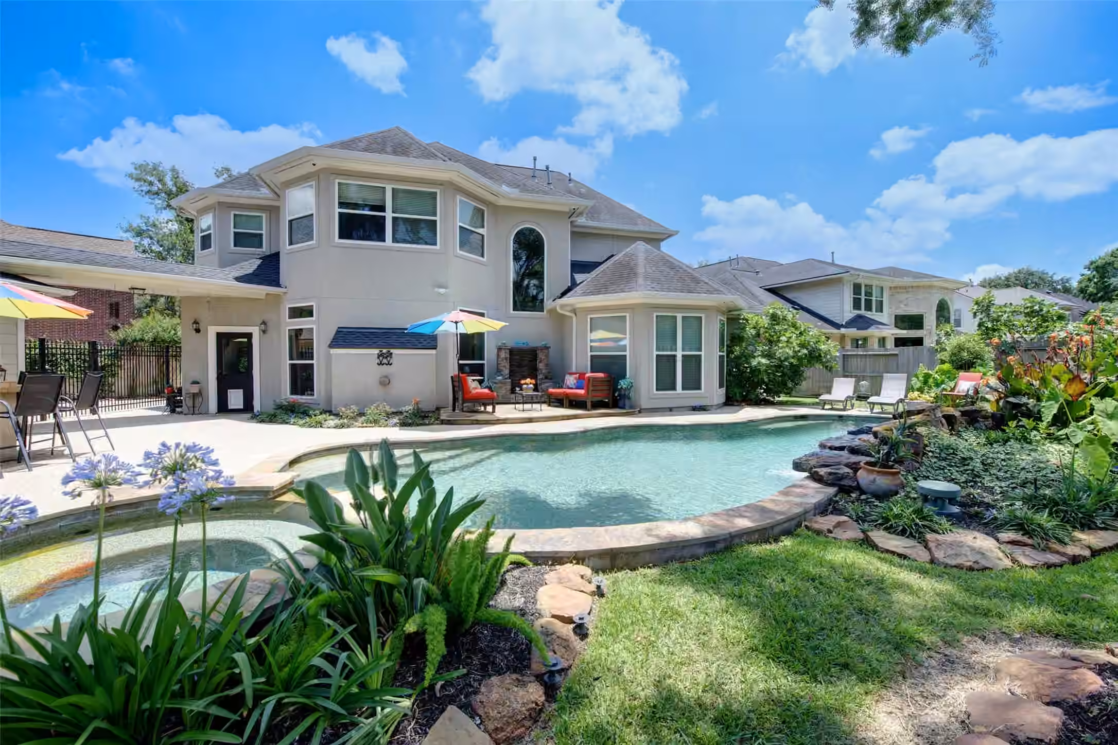 Photo 3 of 22002 Treesdale Lane, Katy, TX