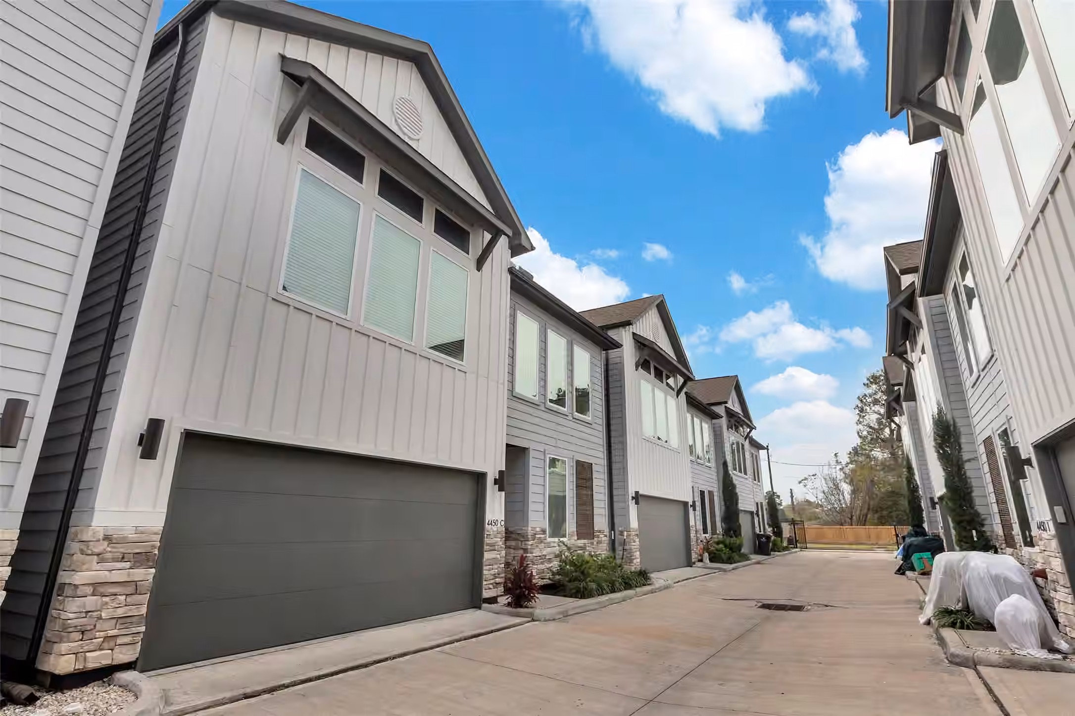 Photo of 4450 W Tidwell Road C, Houston, TX
