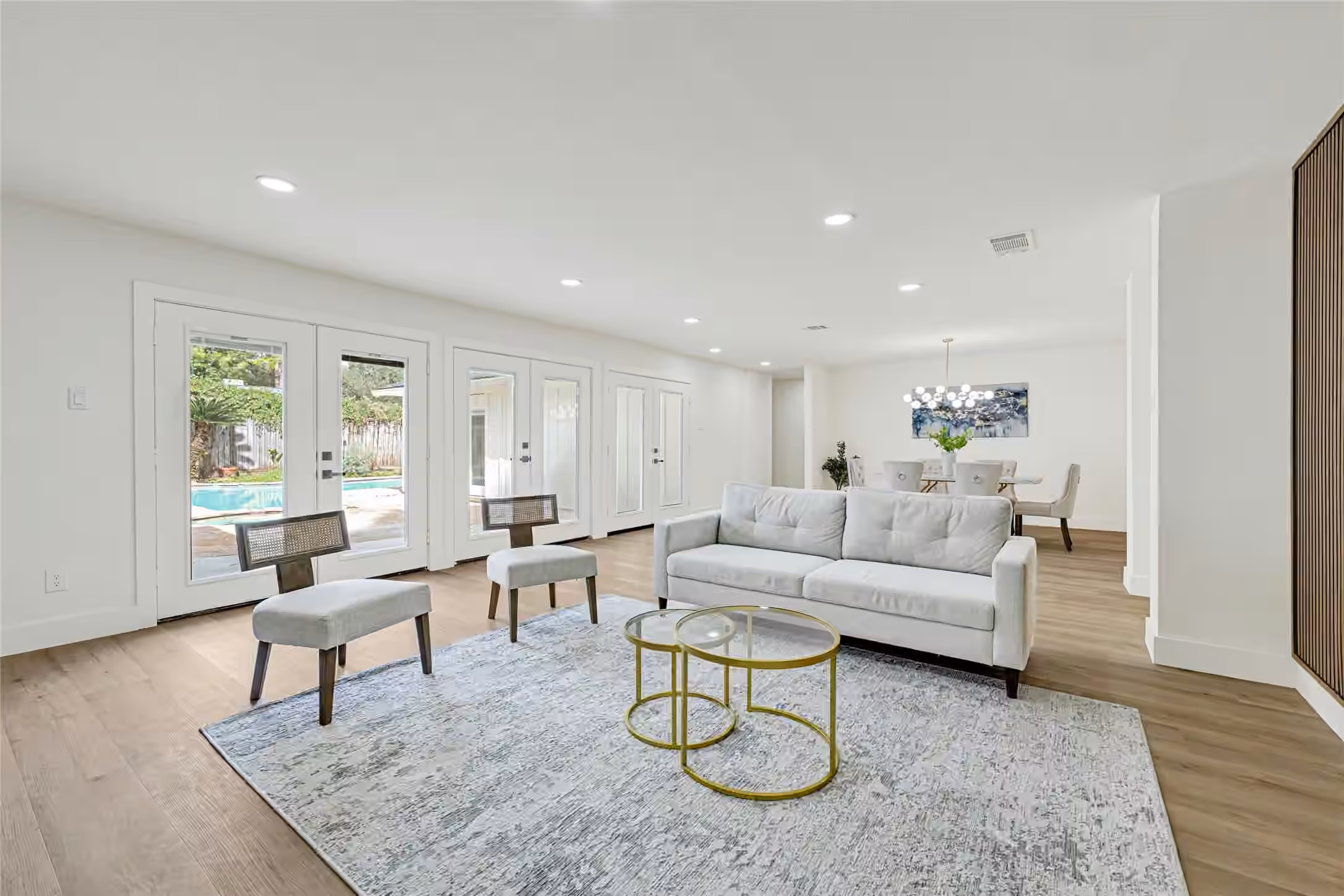 Photo 7 of 10710 Candlewood Drive, Houston, TX