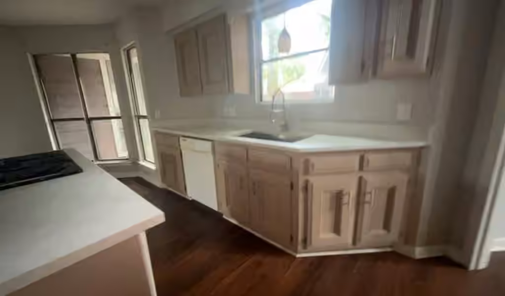 Photo 5 of 18519 Walden Forest Drive, Humble, TX