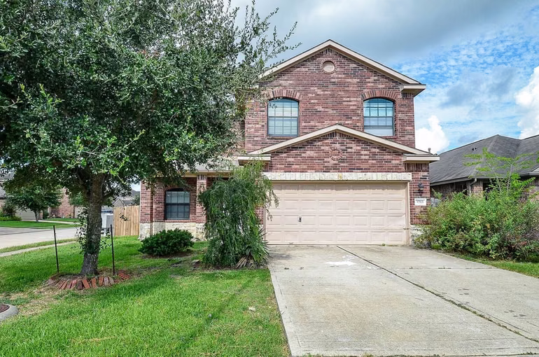 Photo 2 of 5703 Round Robin Drive, Katy, TX