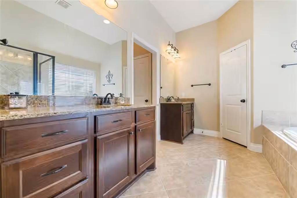 Photo 7 of 2408 Evening Star Drive, Pearland, TX