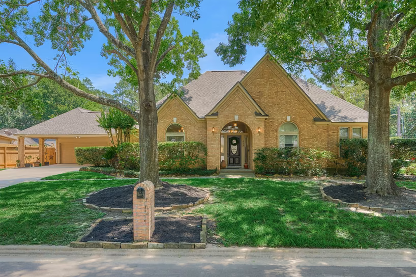 Photo of 423 Pine Edge Drive, Spring, TX