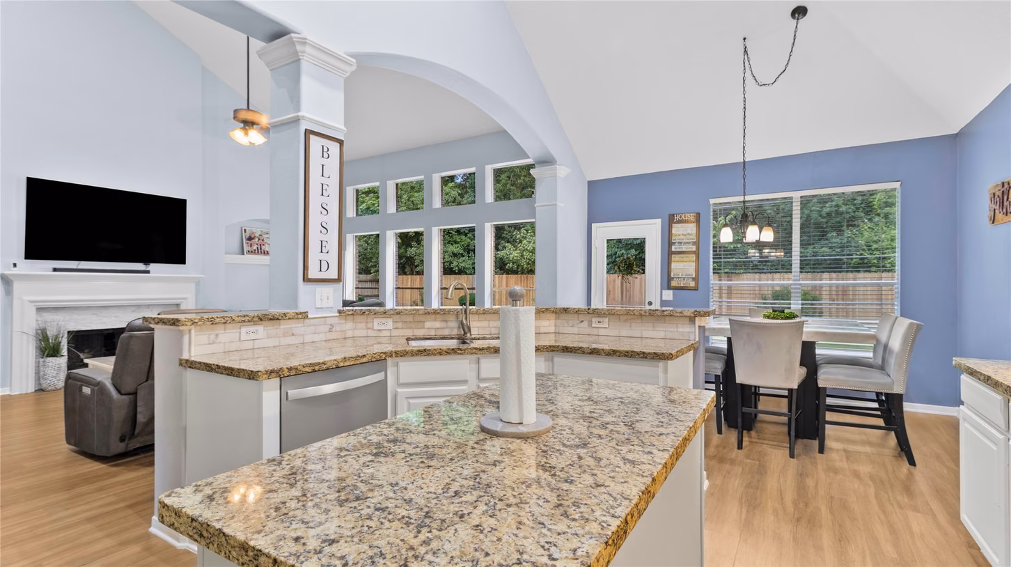 Photo 2 of 20214 Powerscourt Drive, Humble, TX