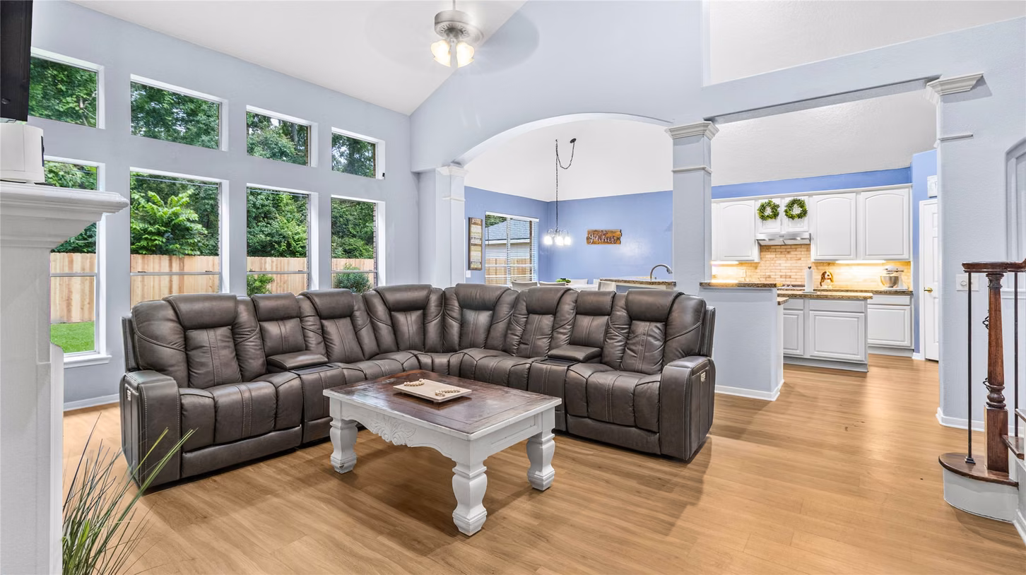 Photo 5 of 20214 Powerscourt Drive, Humble, TX