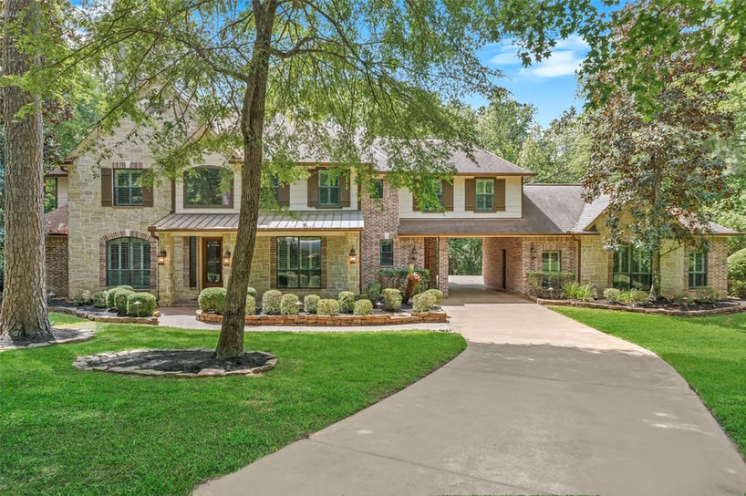 Photo of 10332 Hunter Creek Lane, Conroe, TX