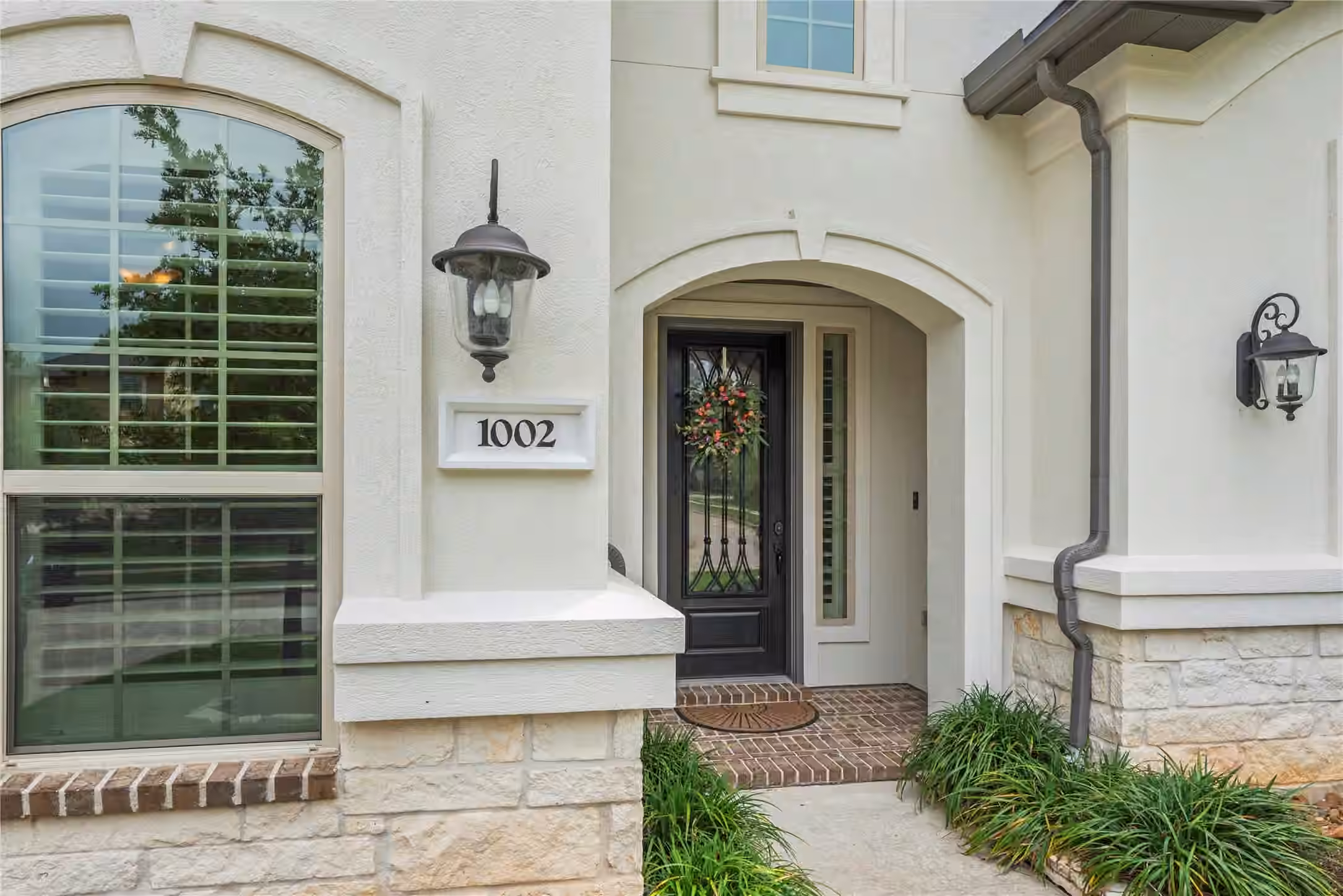 Photo 5 of 1002 Pleasant Pines Lane, Pinehurst, TX