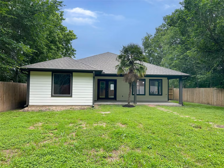Photo 5 of 7902 Masters Road, Manvel, TX