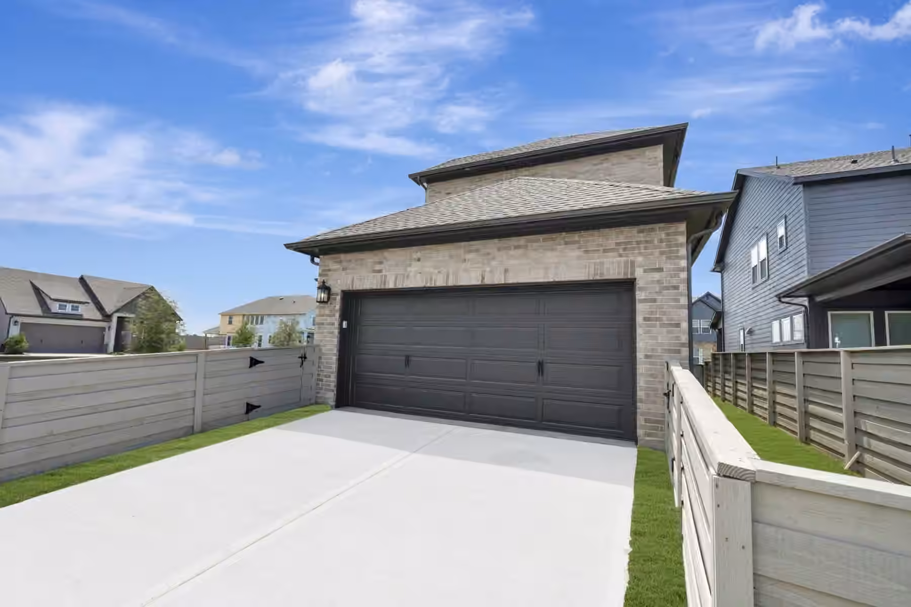 Photo 6 of 5523 Bonfire Alley, Manvel, TX