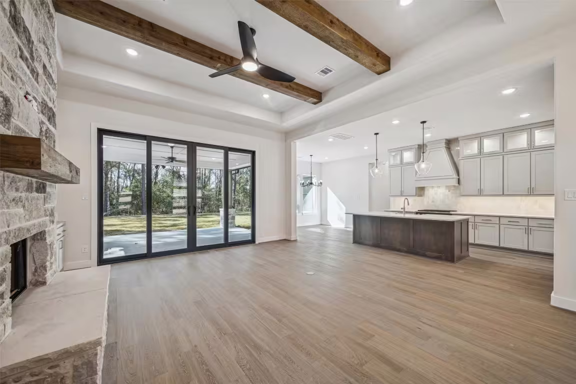 Photo 7 of 9332 Cedar Bend, Plantersville, TX