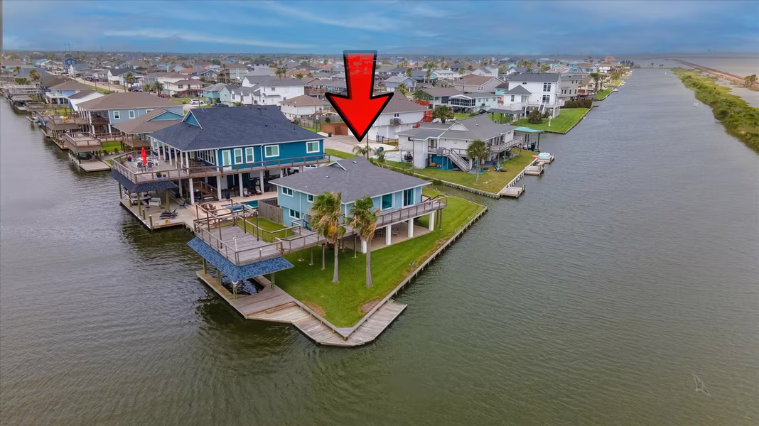 Photo of 354 Ling Street, Bayou Vista, TX