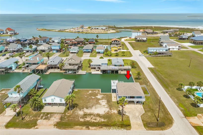 Photo 5 of 202 Schooner Drive, Freeport, TX