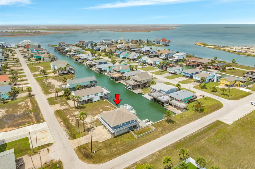 Photo 6 of 202 Schooner Drive, Freeport, TX