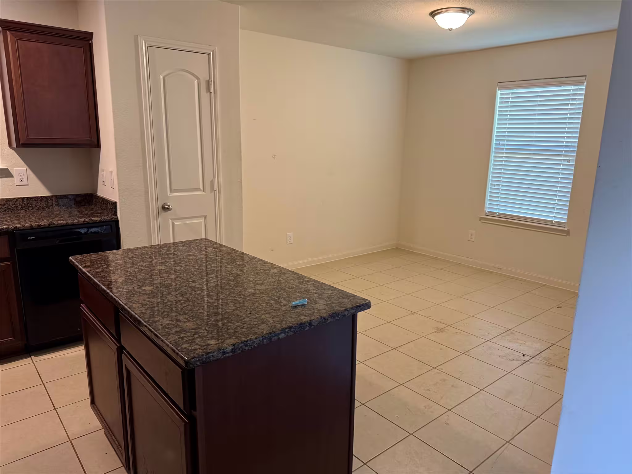 Photo 7 of 1131 Diamond Drape Drive, Rosharon, TX
