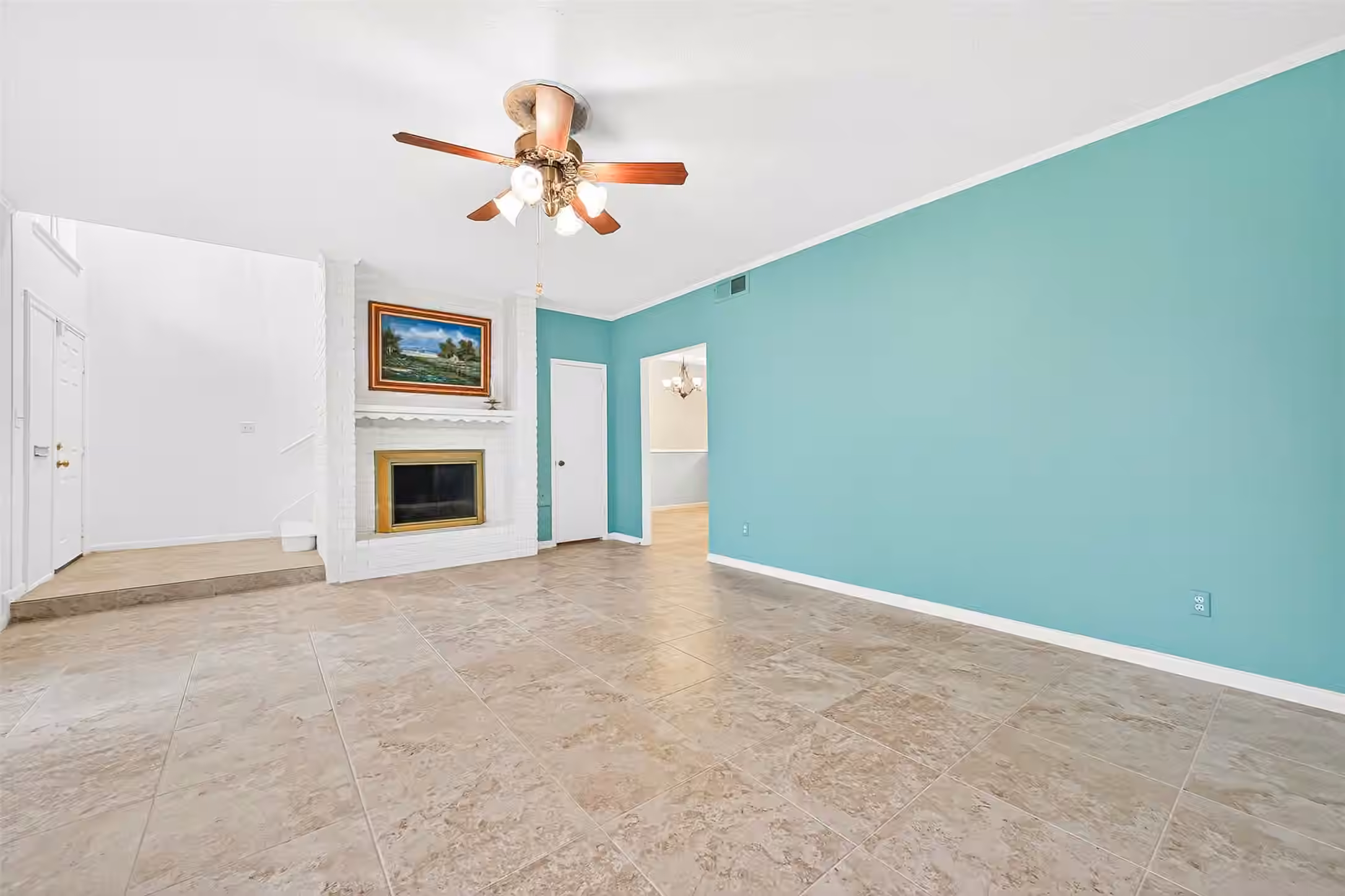 Photo 7 of 10712 Briar Forest Drive, Houston, TX