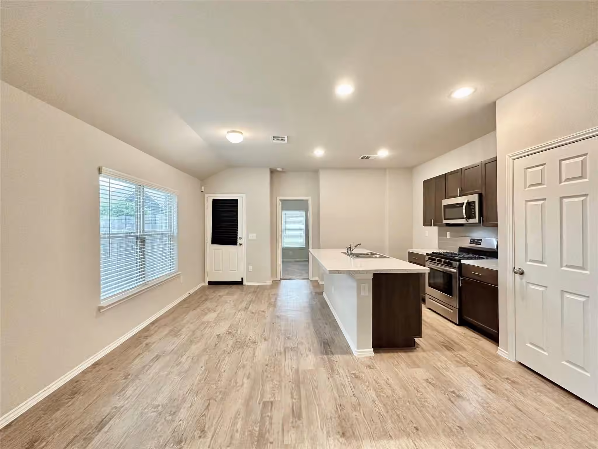 Photo 7 of 23315 Briarstone Harbor Trail, Katy, TX