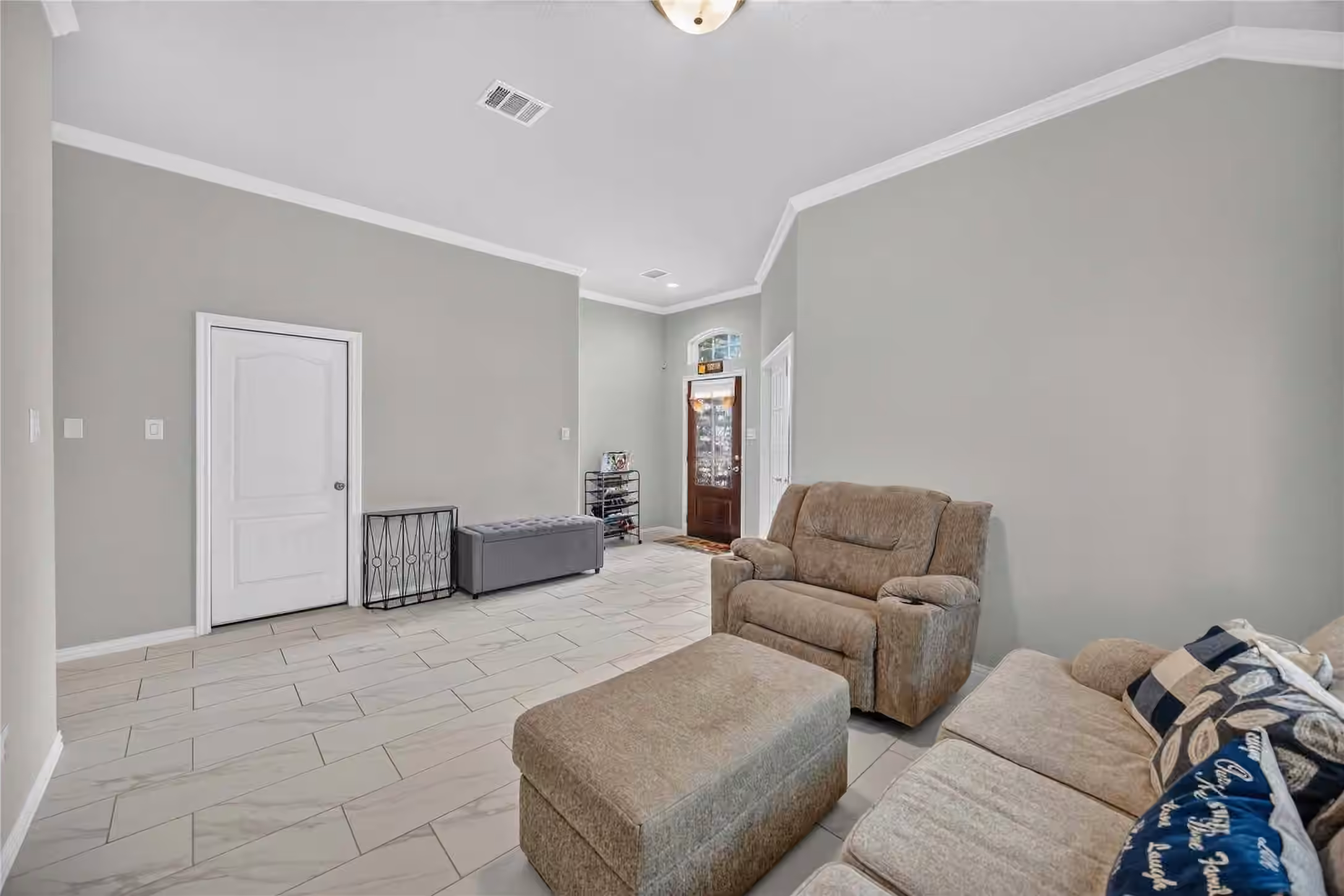 Photo 5 of 10822 Mendel Terrace Drive, Rosharon, TX