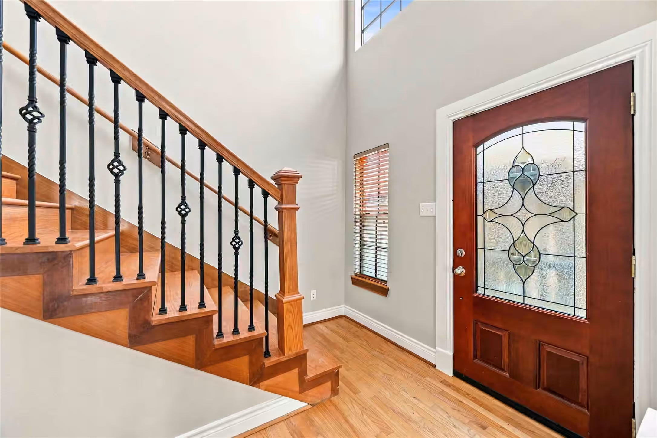 Photo 3 of 5214 Gibson Street, Houston, TX