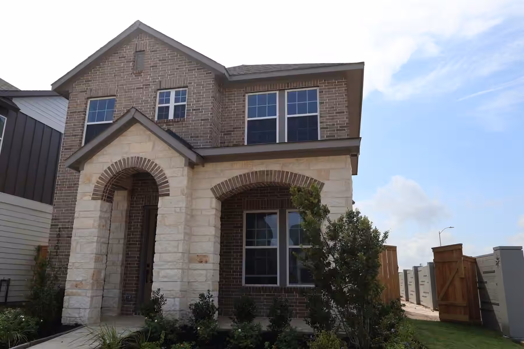Photo 2 of 16702 Vibrant Avenue, Hockley, TX