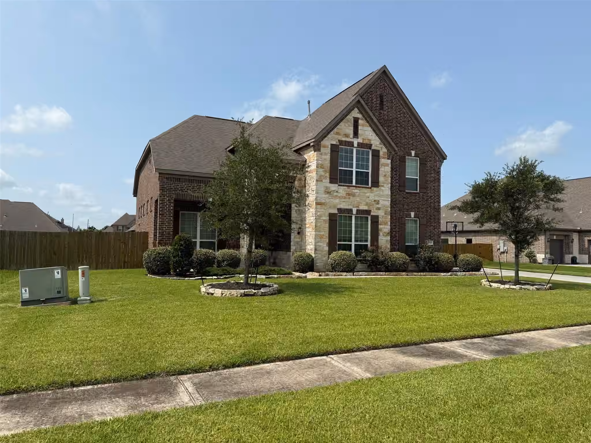 Photo 3 of 2806 Emerald Pines Lane, Iowa Colony, TX
