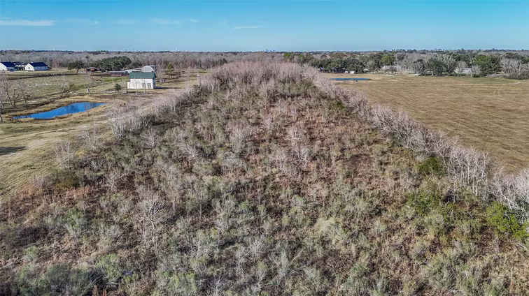 Photo 2 of 6510 Del Bello Spur, Manvel, TX