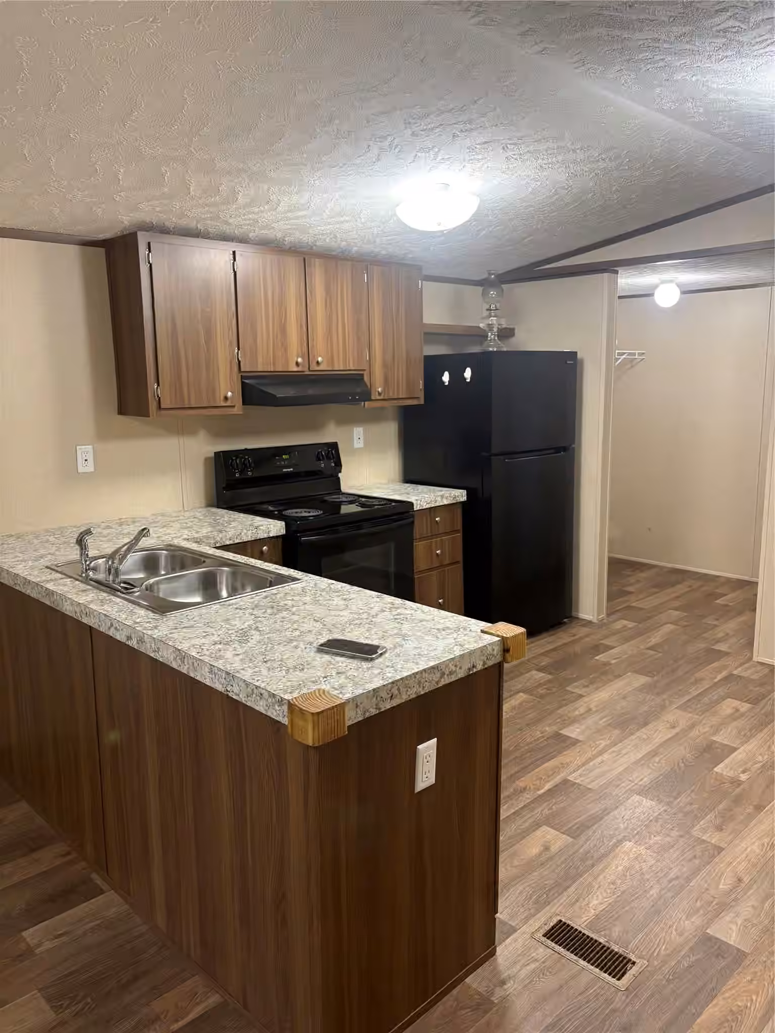Photo 3 of 1311 Big Hawg Drive, Trinity, TX