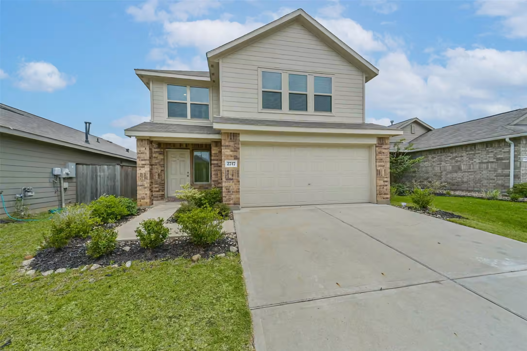Photo 4 of 2717 Cadiz Bay Drive, Conroe, TX