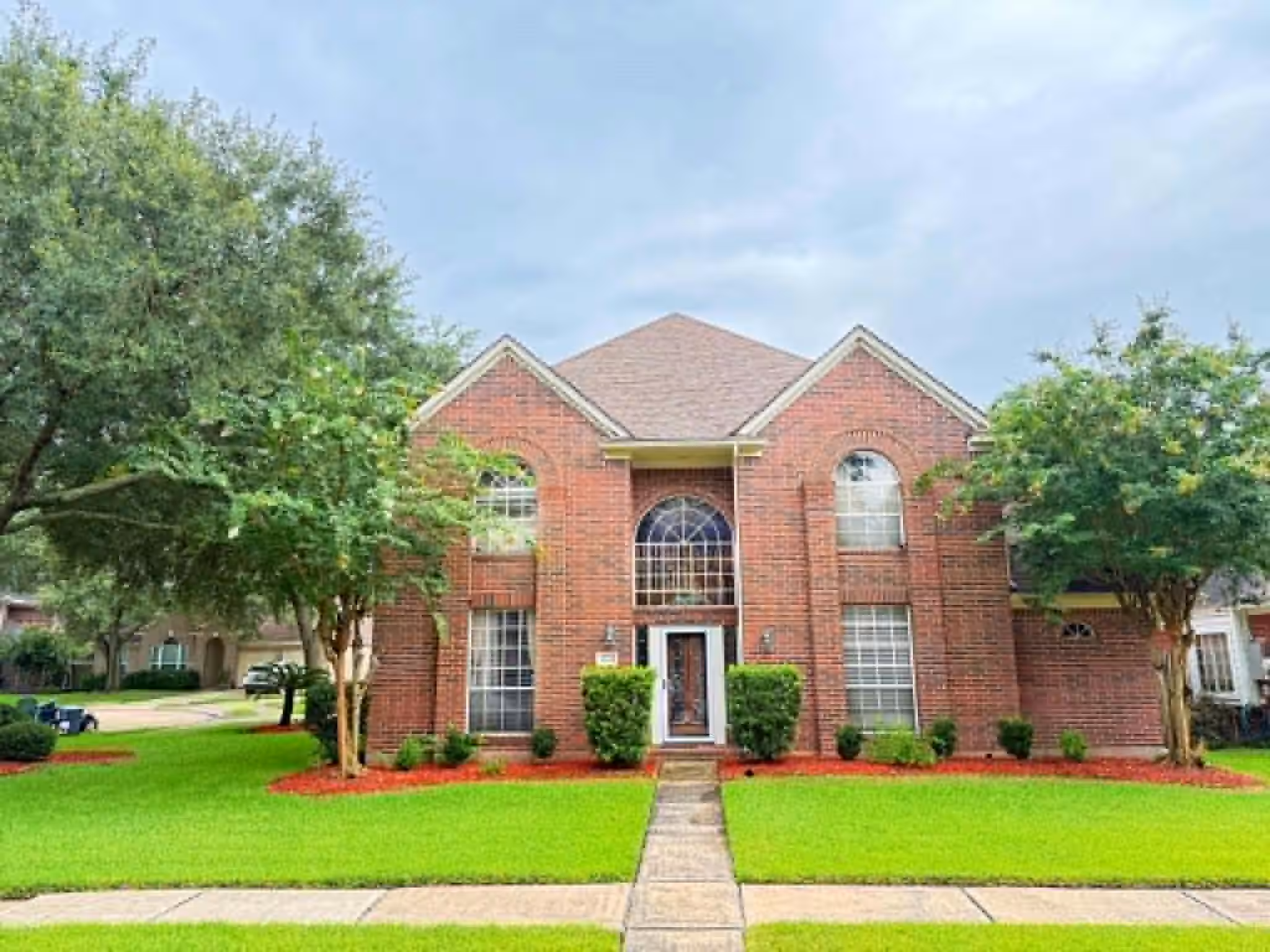 Photo of 14131 Glasgow Place, Houston, TX 77077