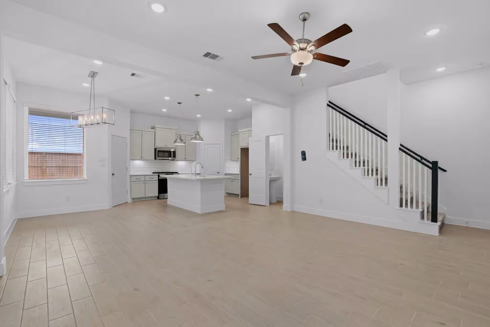 Photo 3 of 26811 Jovial Meadow Lane, Hockley, TX
