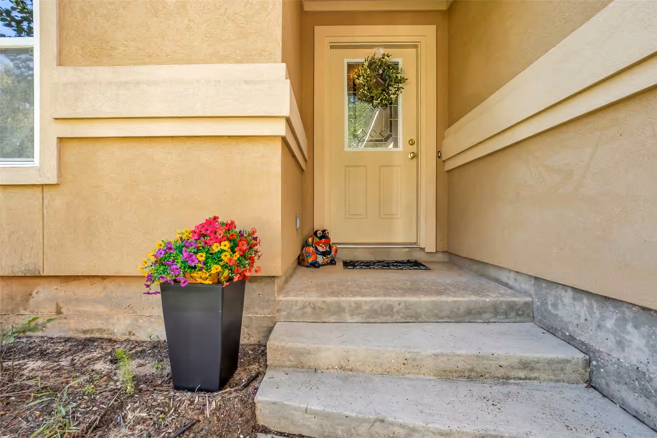 Photo 7 of 106 Harbour Town Way, Conroe, TX