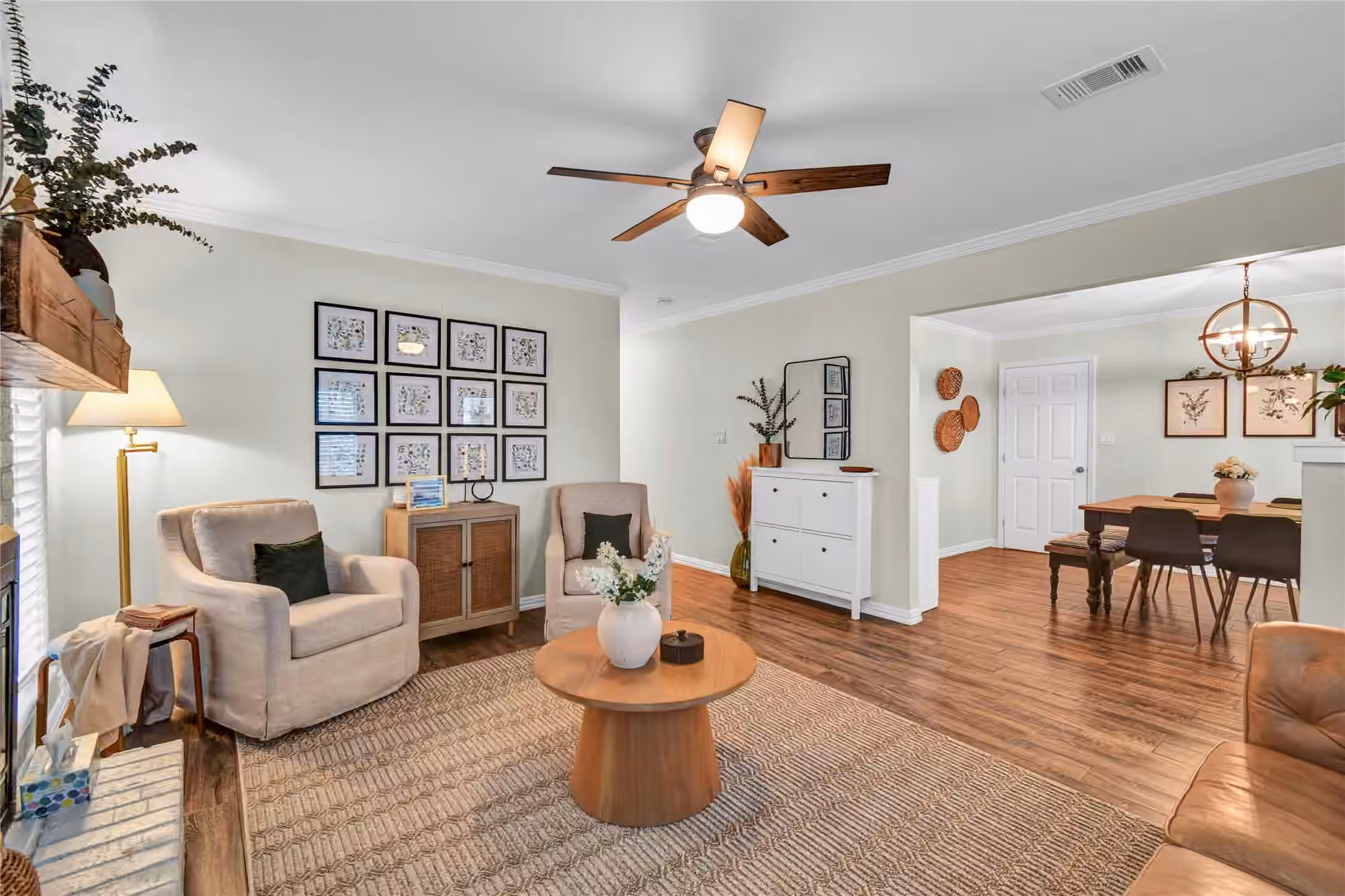 Photo 6 of 219 S Shanks Street, Clute, TX