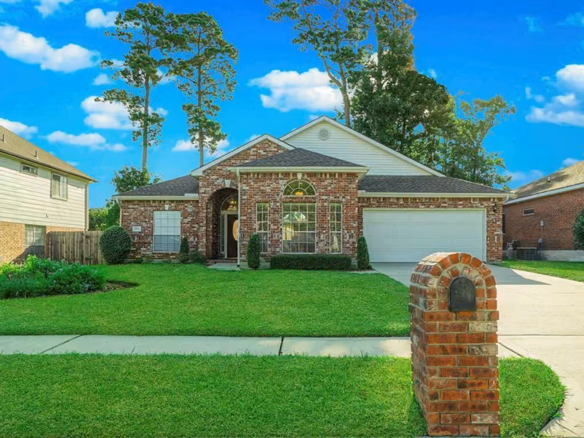Photo of 25710 Bearborough Drive, Spring, TX