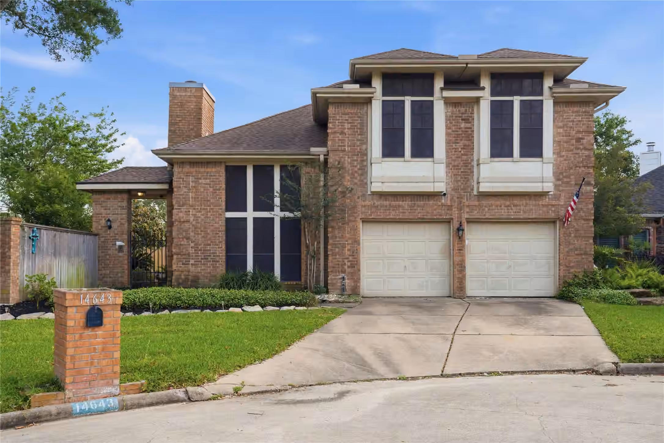 Photo 2 of 14643 S Hearthstone Green Drive, Houston, TX