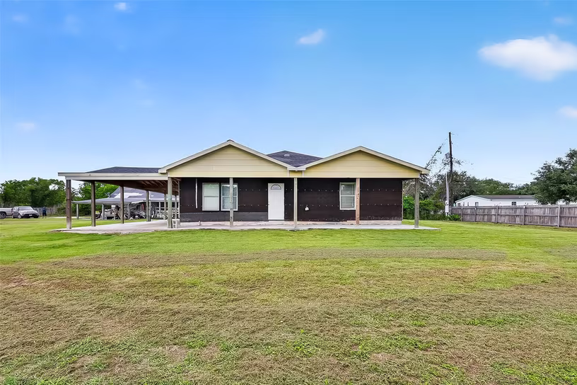 Photo of 6014 Linda Drive, Rosharon, TX