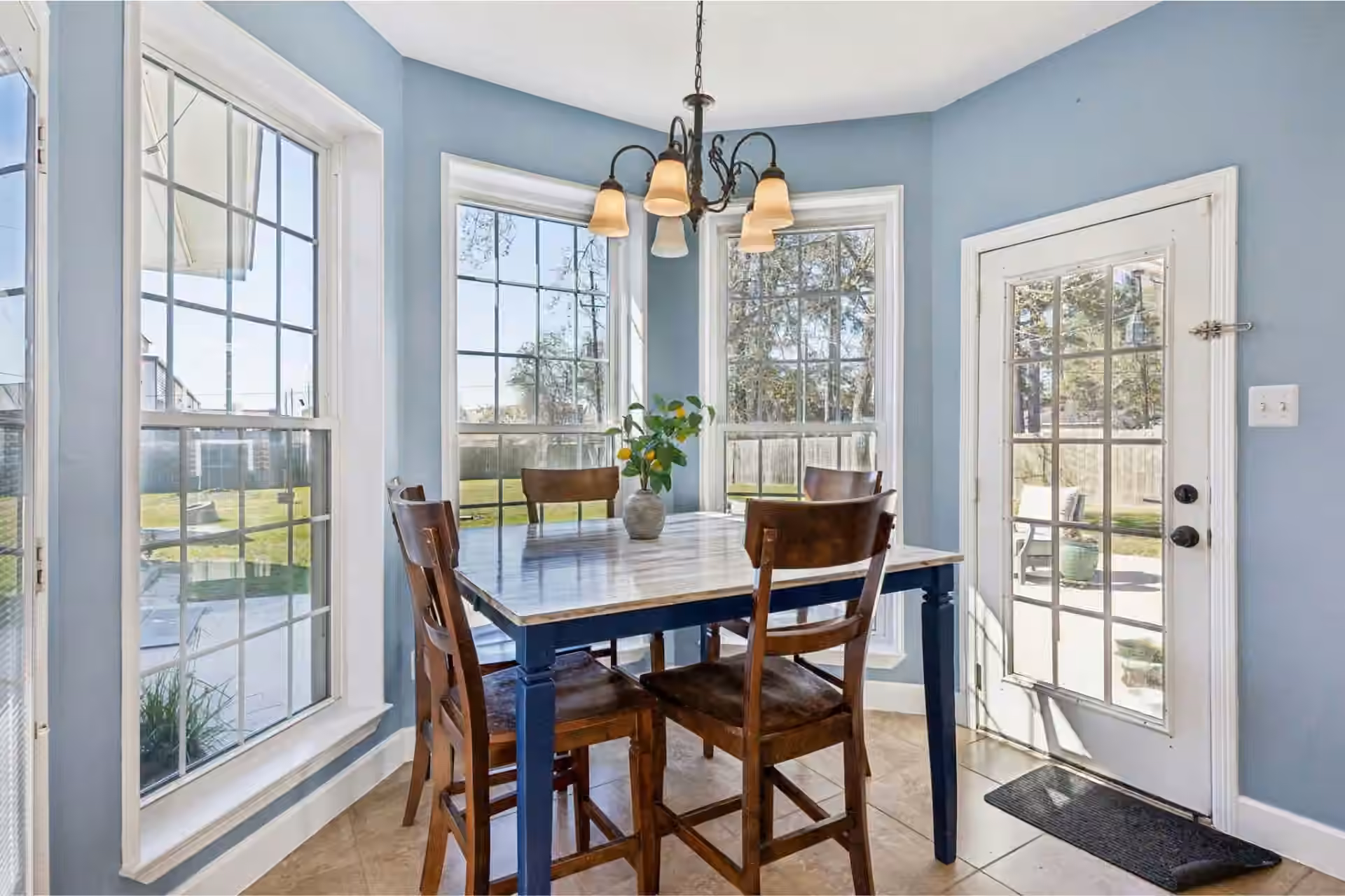 Photo 4 of 5503 Teakwood Lane, Magnolia, TX