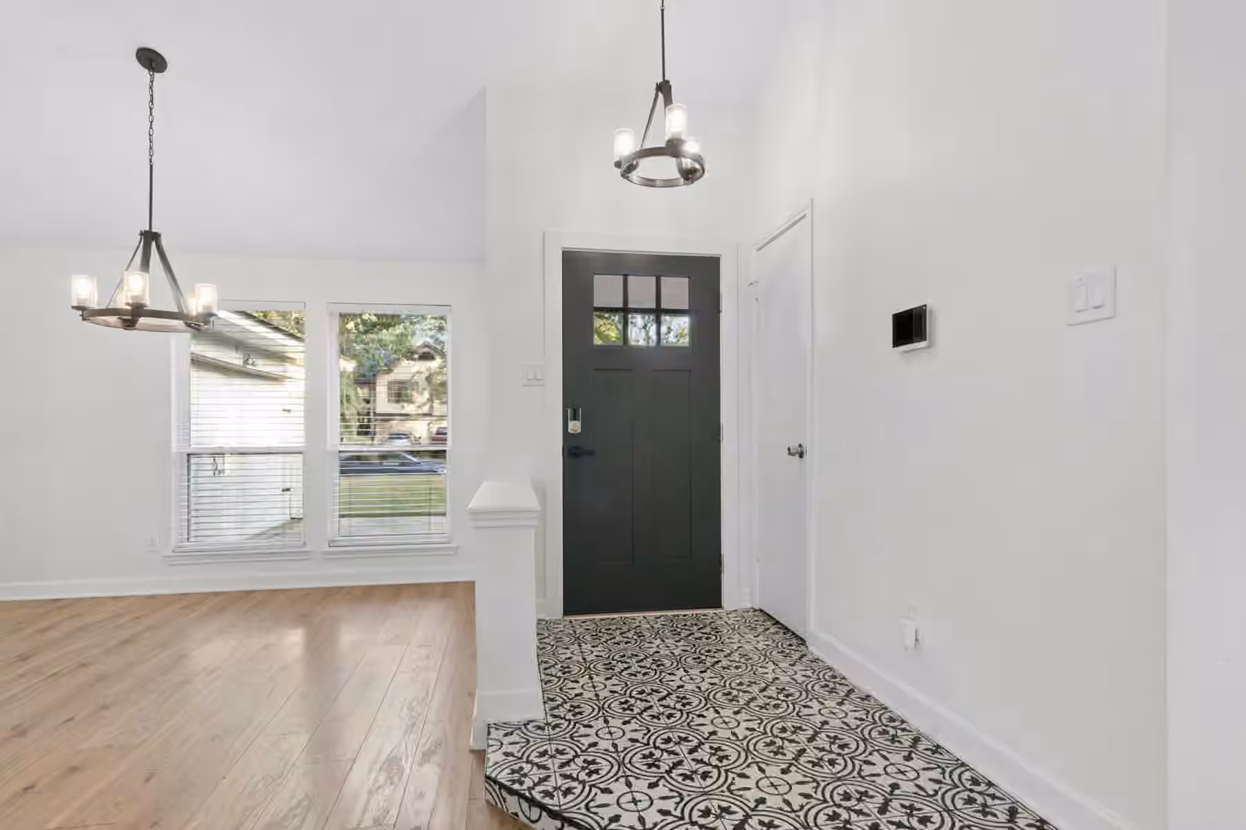 Photo 7 of 2903 Parkwood Manor Drive, Houston, TX
