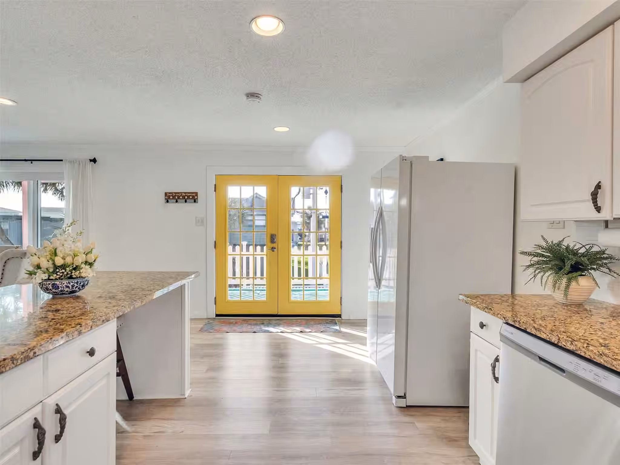 Photo 2 of 13707 Pirates Beach Boulevard, Galveston, TX