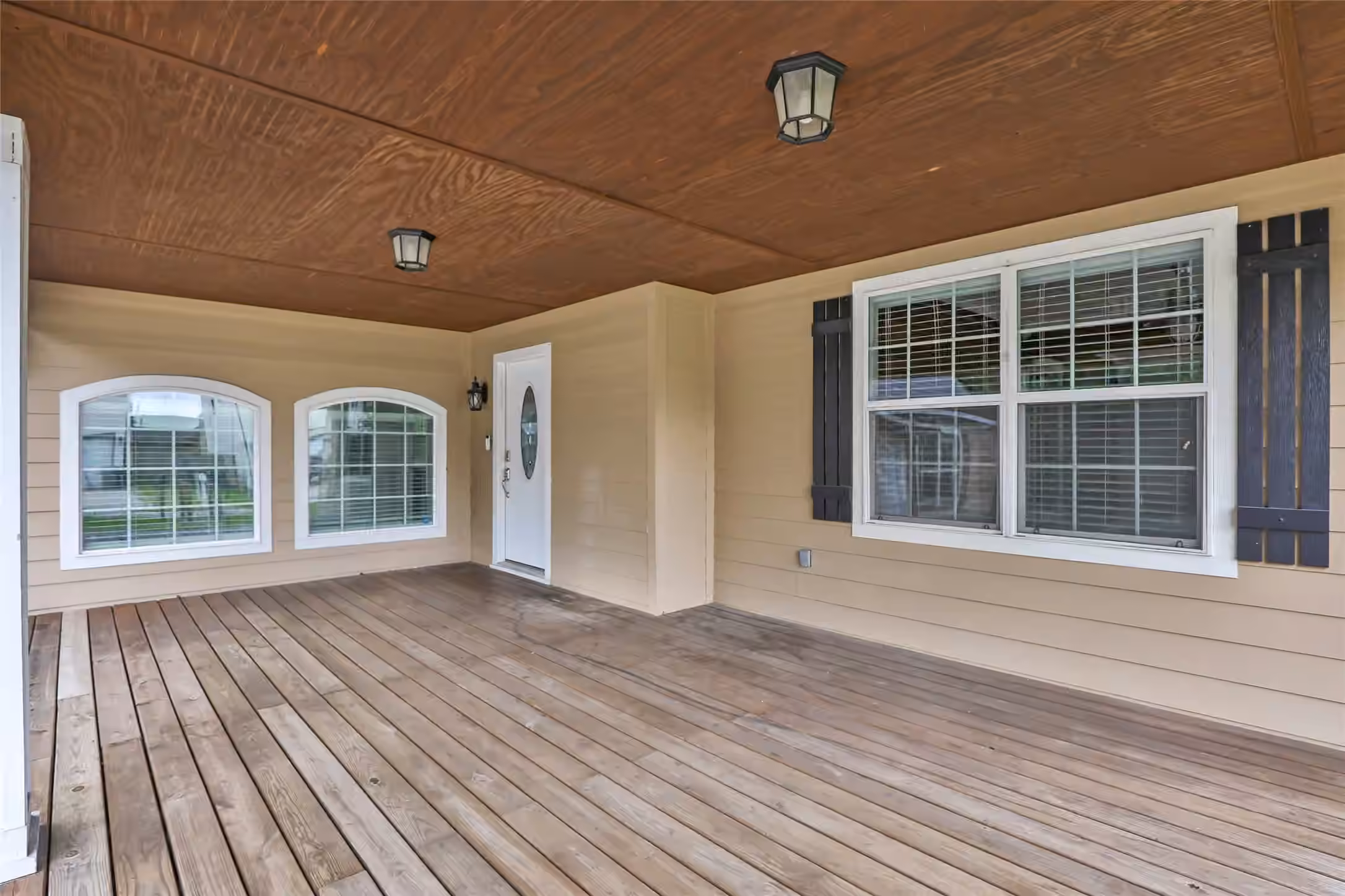 Photo 4 of 202 E Kay Street, Dayton, TX