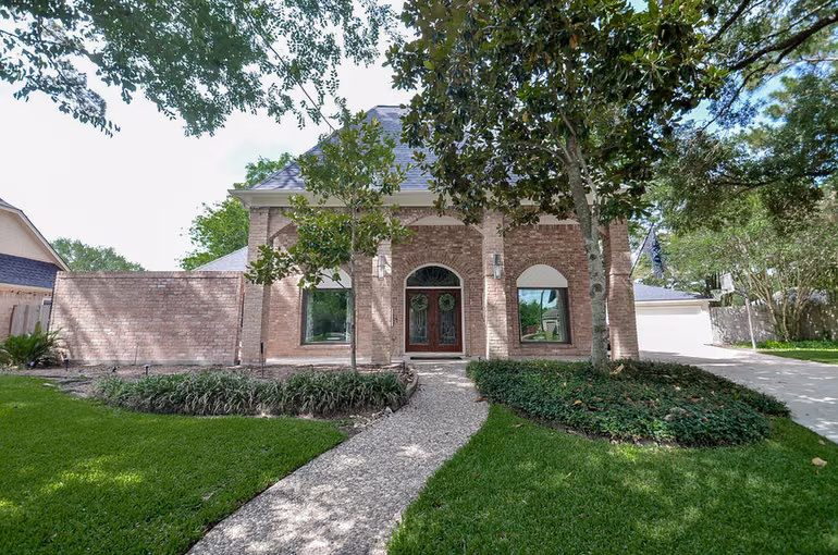Photo 2 of 22607 Unicorns Horn Lane, Katy, TX