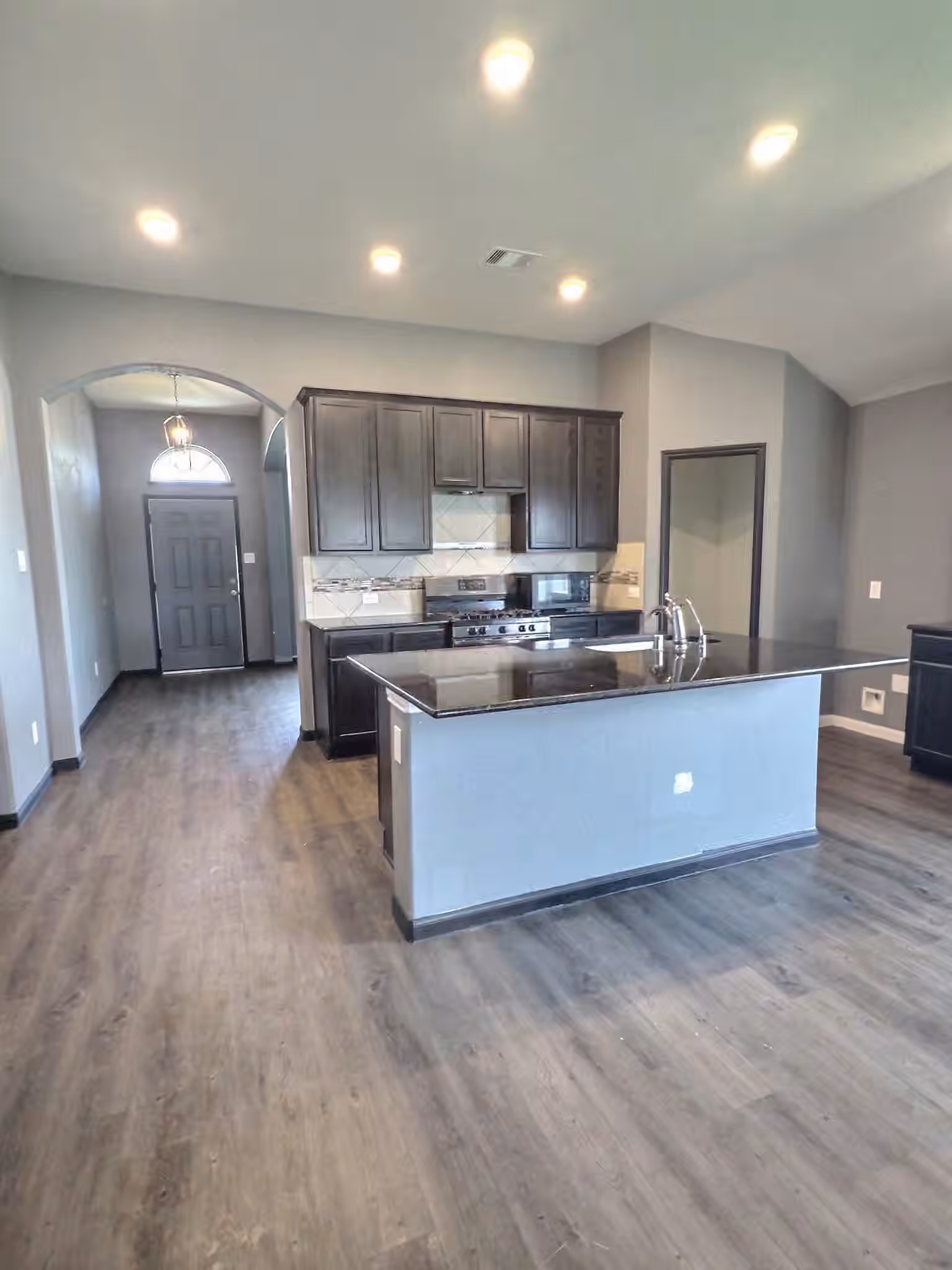 Photo 6 of 3209 Hatteras Drive, Texas City, TX