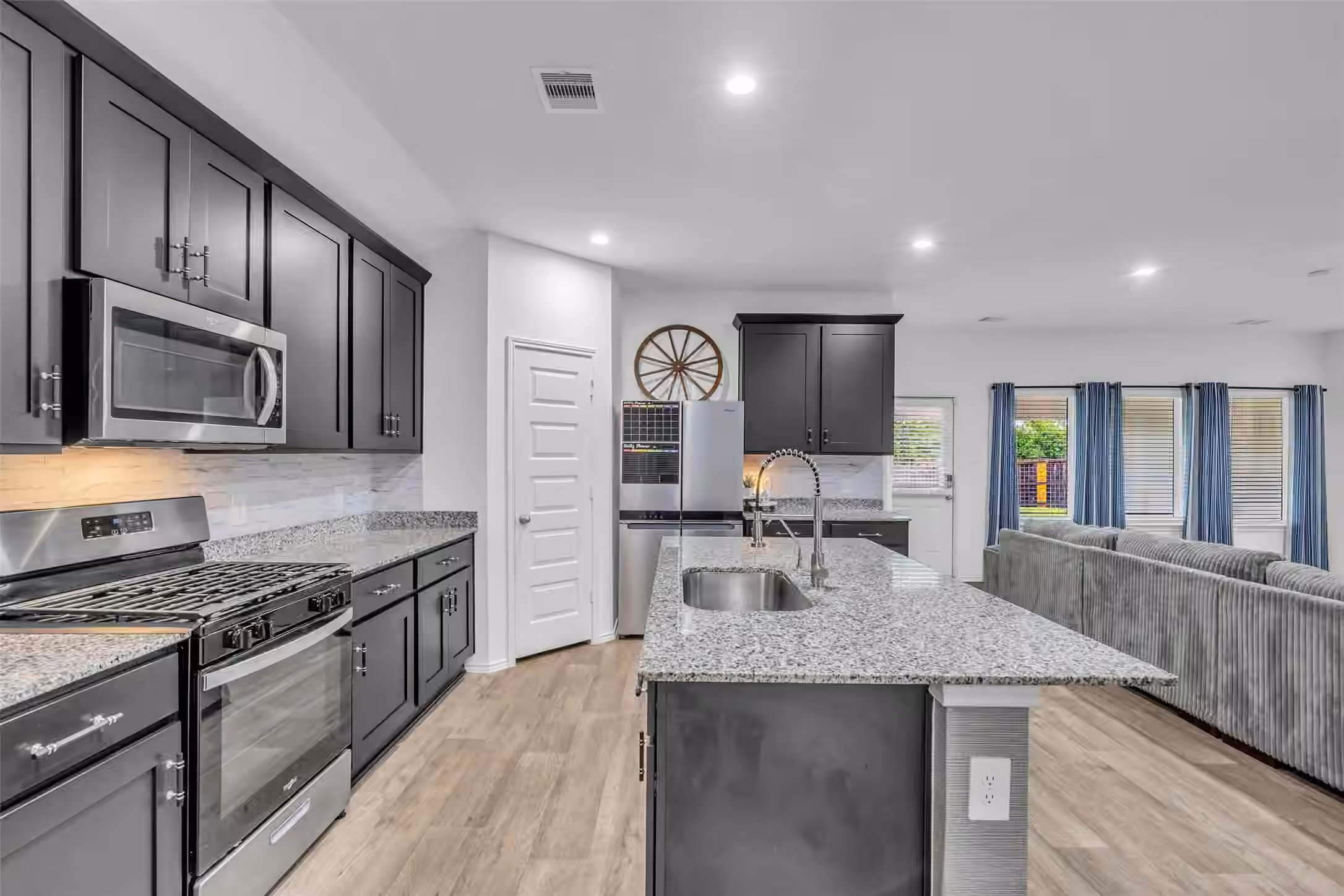 Photo 2 of 3906 Windstone Glen Way, Richmond, TX